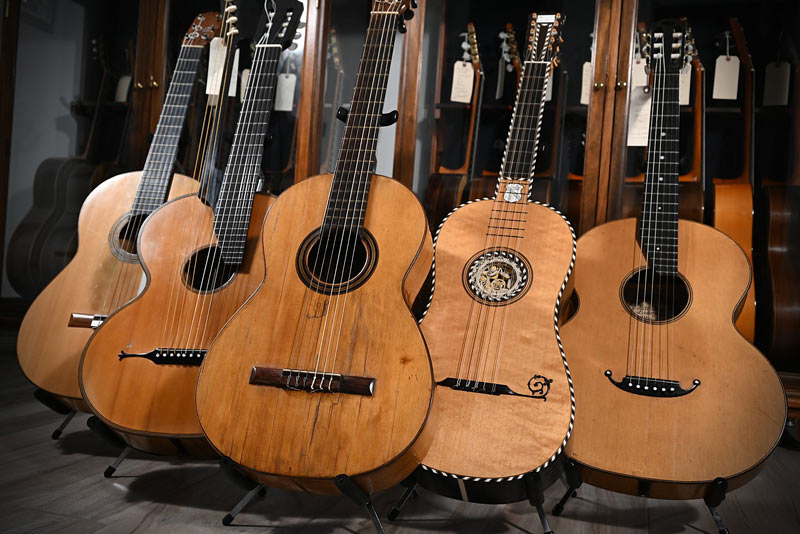 SPANISH-GUITARS-GUITARCITY